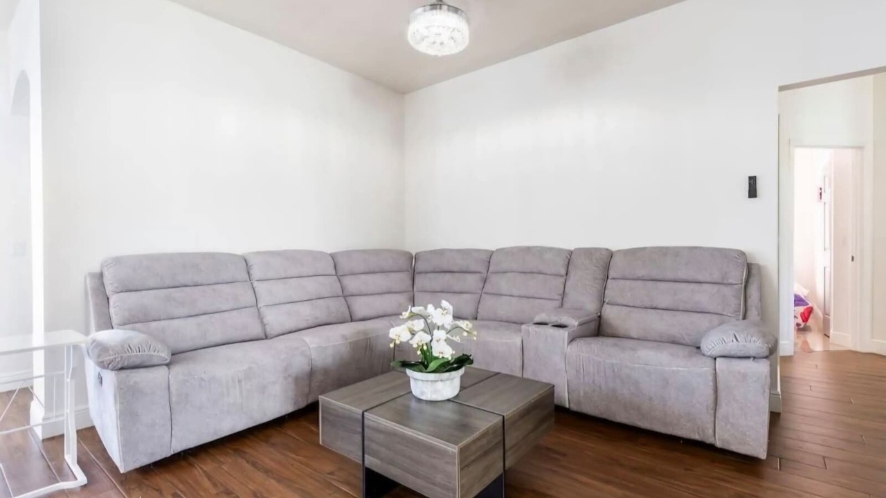 Photo of Livingroom in Esprit