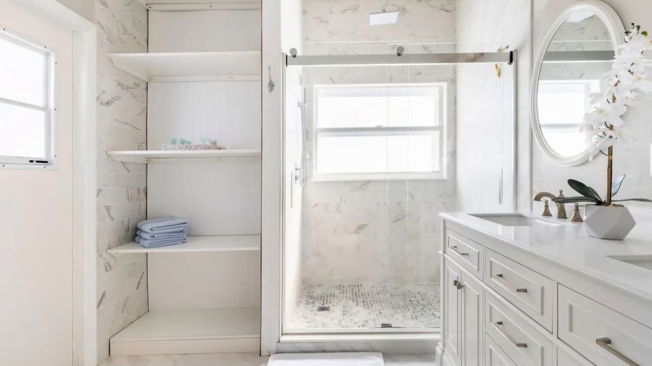 Photo of Bathroom in Esprit