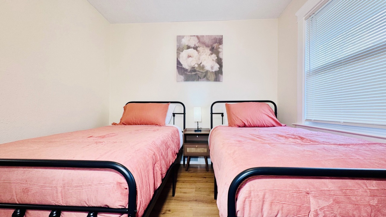 Photo of Bedroom in Lansing