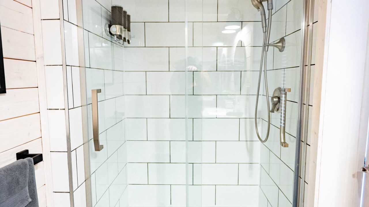 Photo of Bathroom in Port Rowan