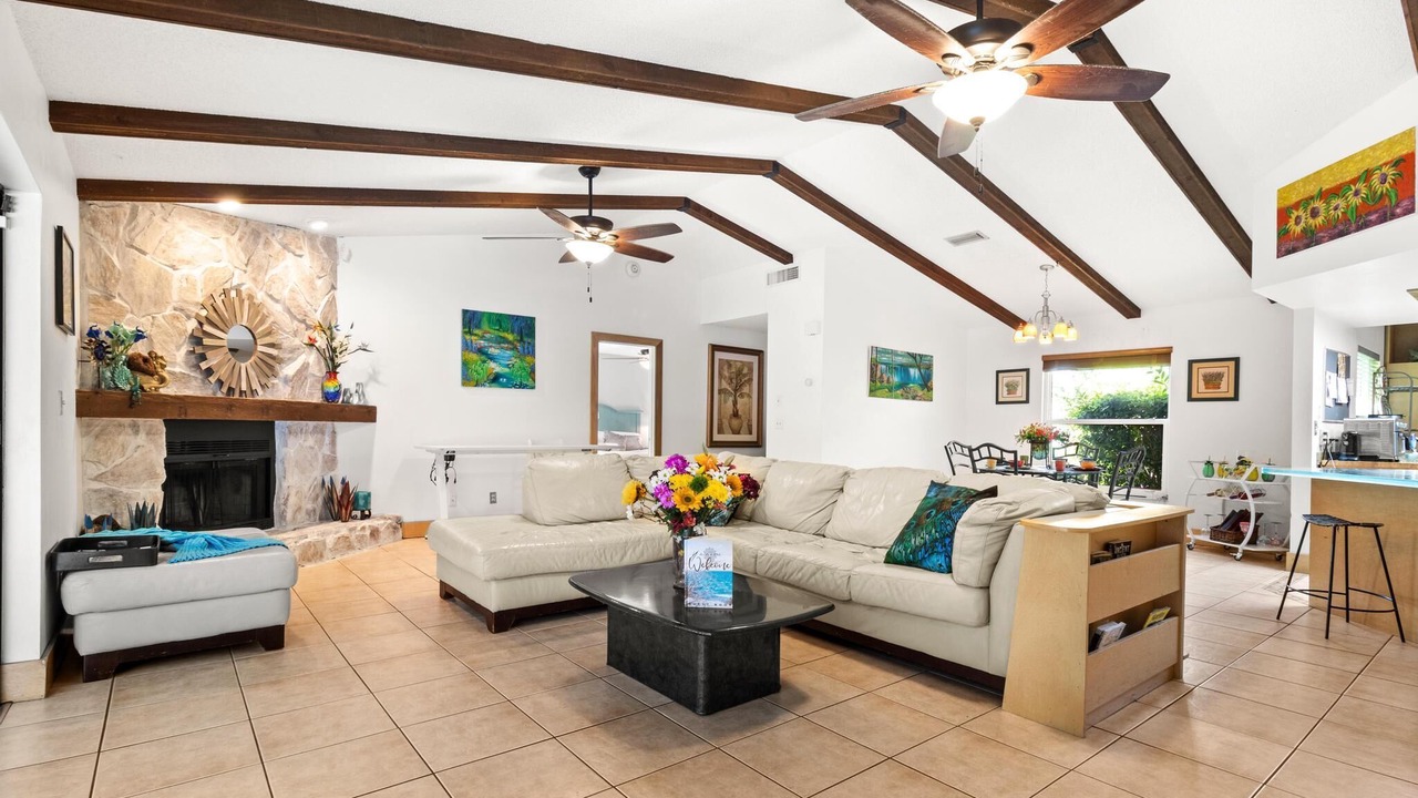 Photo of Livingroom in Clearwater