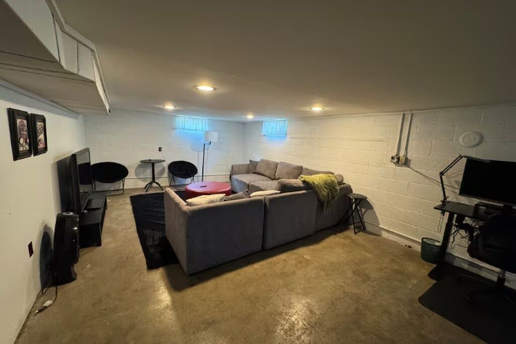 Photo of Livingroom in Fishers Hill