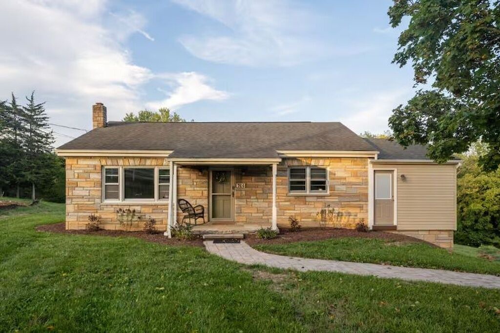 Photo of Outdoor in Fishers Hill