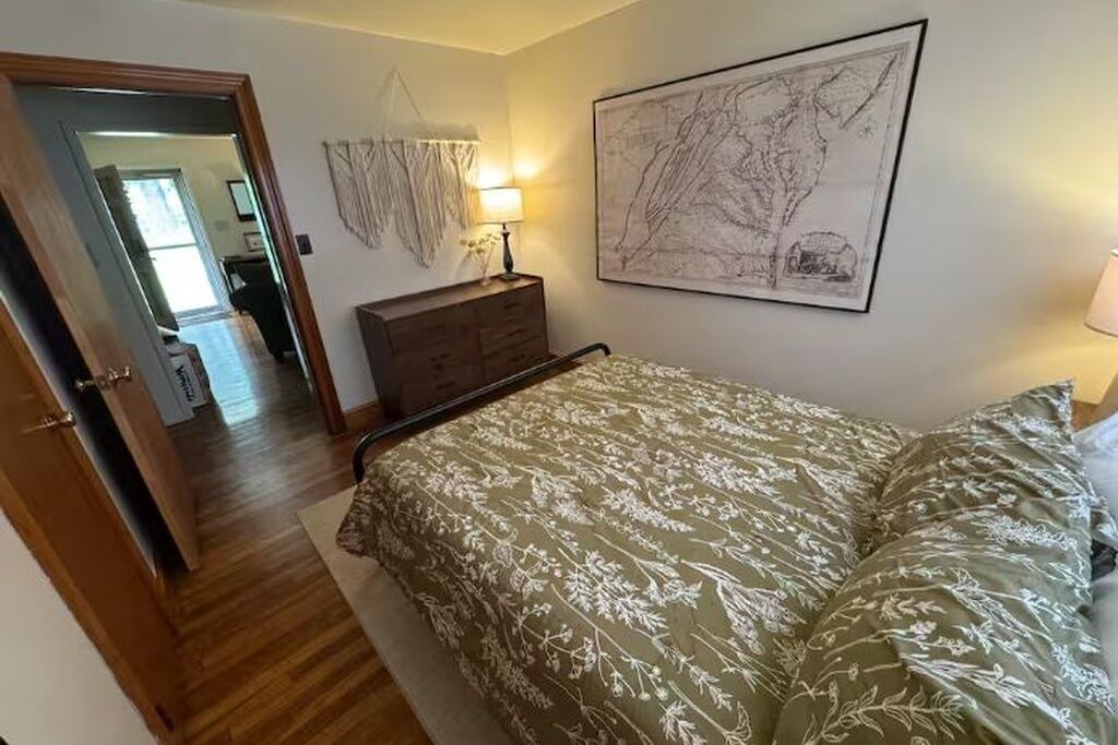 Photo of Bedroom in Fishers Hill
