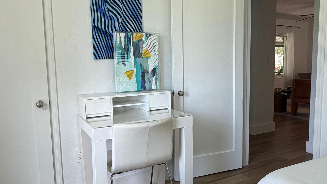 Photo of Bedroom in Biscayne Park
