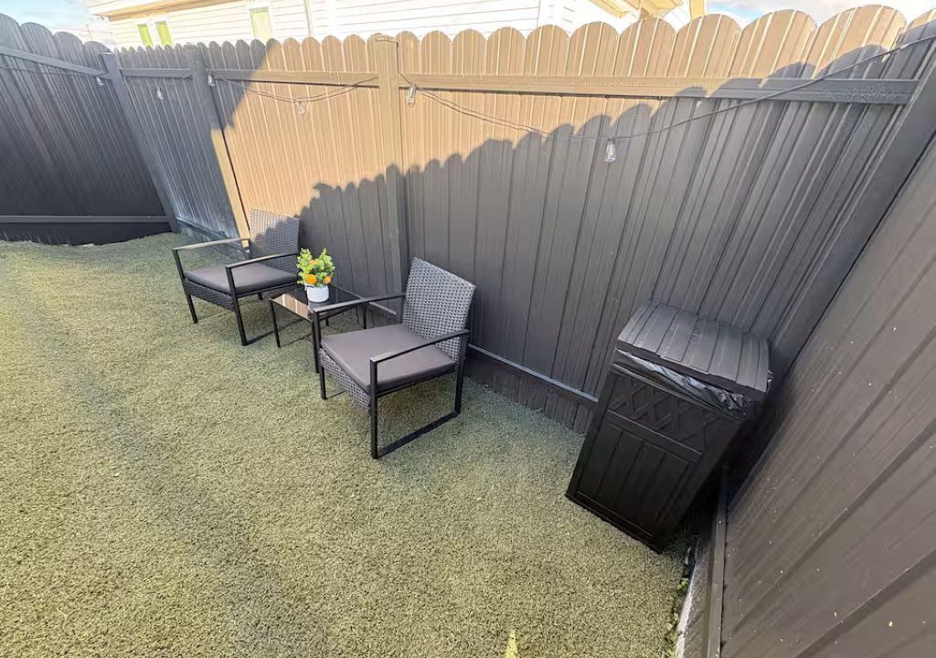 Photo of Outdoor in Sunshine