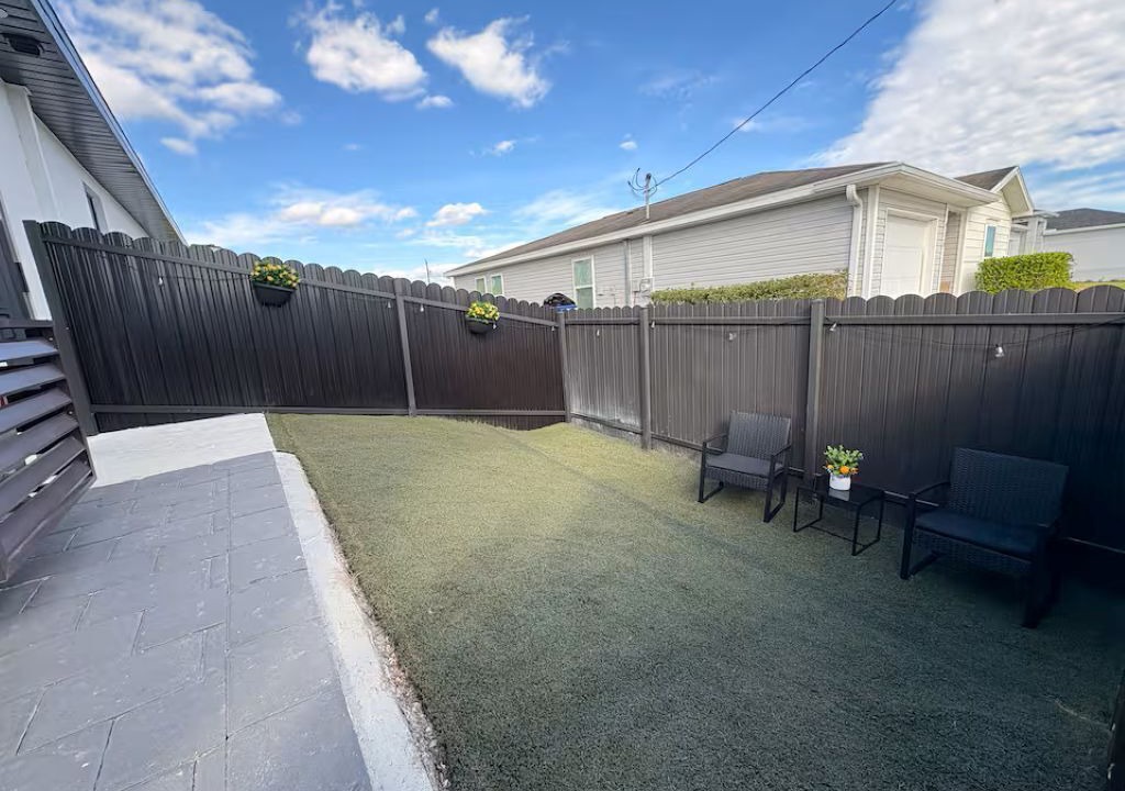 Photo of Outdoor in Sunshine