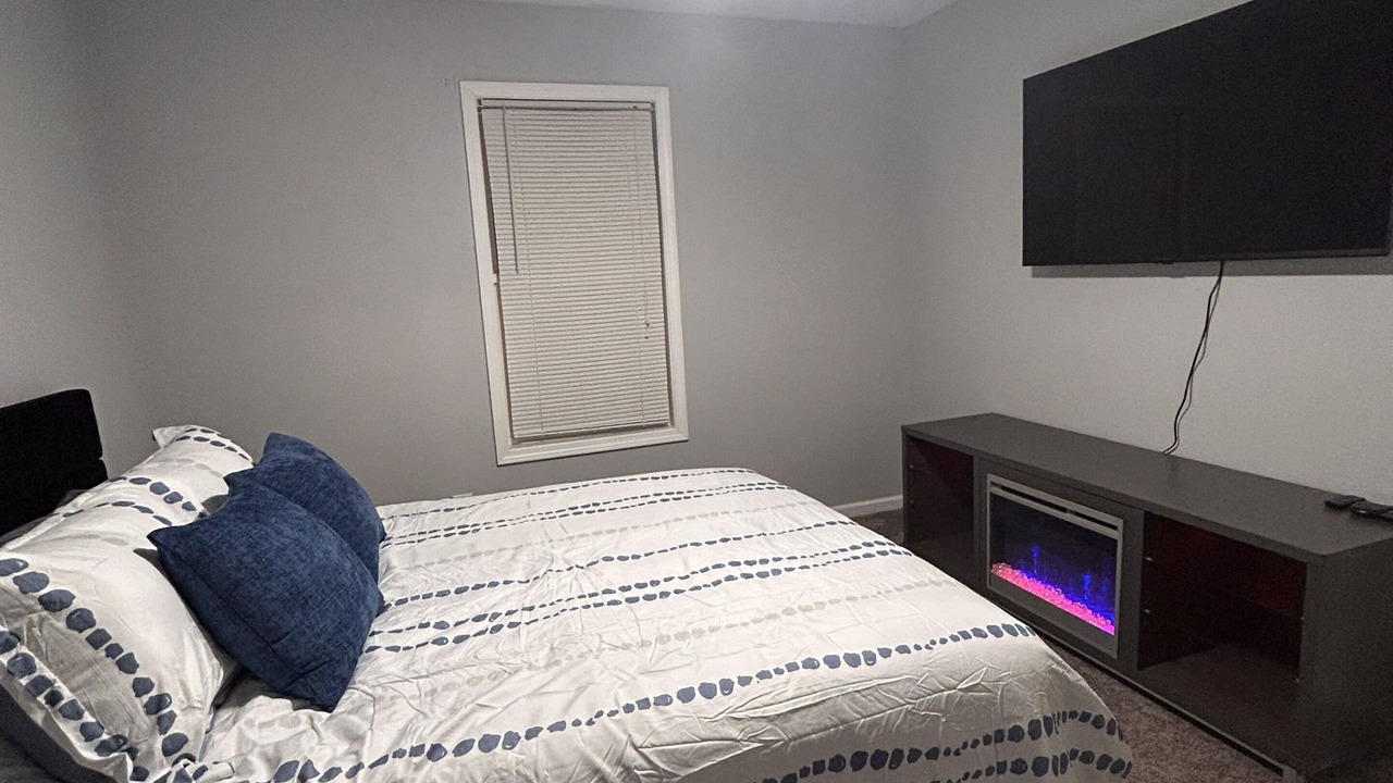 Photo of Bedroom in Steele Creek