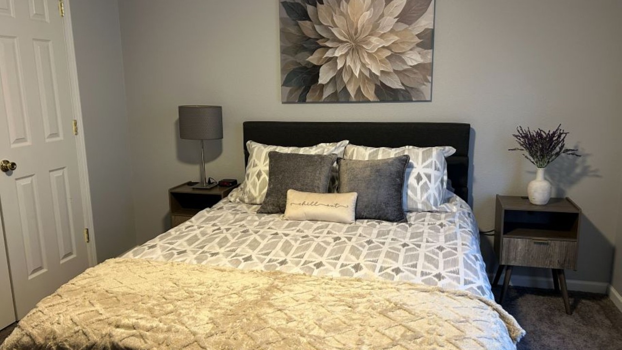 Photo of Bedroom in Steele Creek