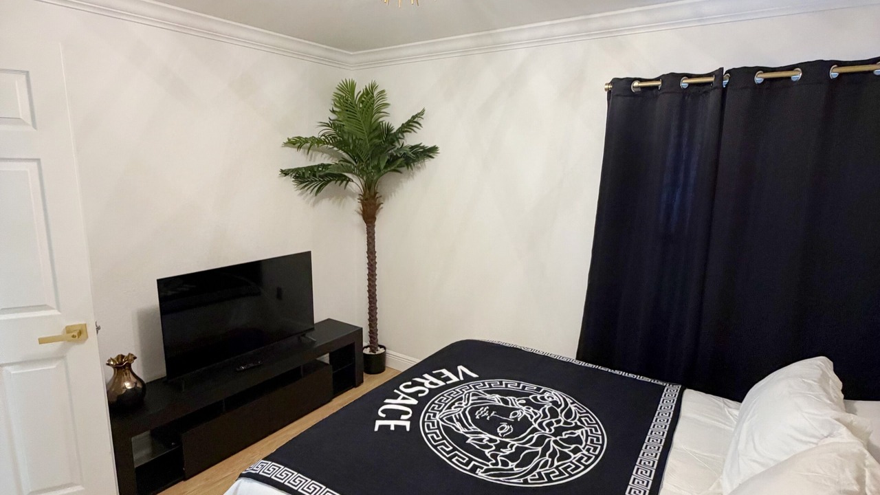 Photo of Bedroom in Ridgewood Lakes