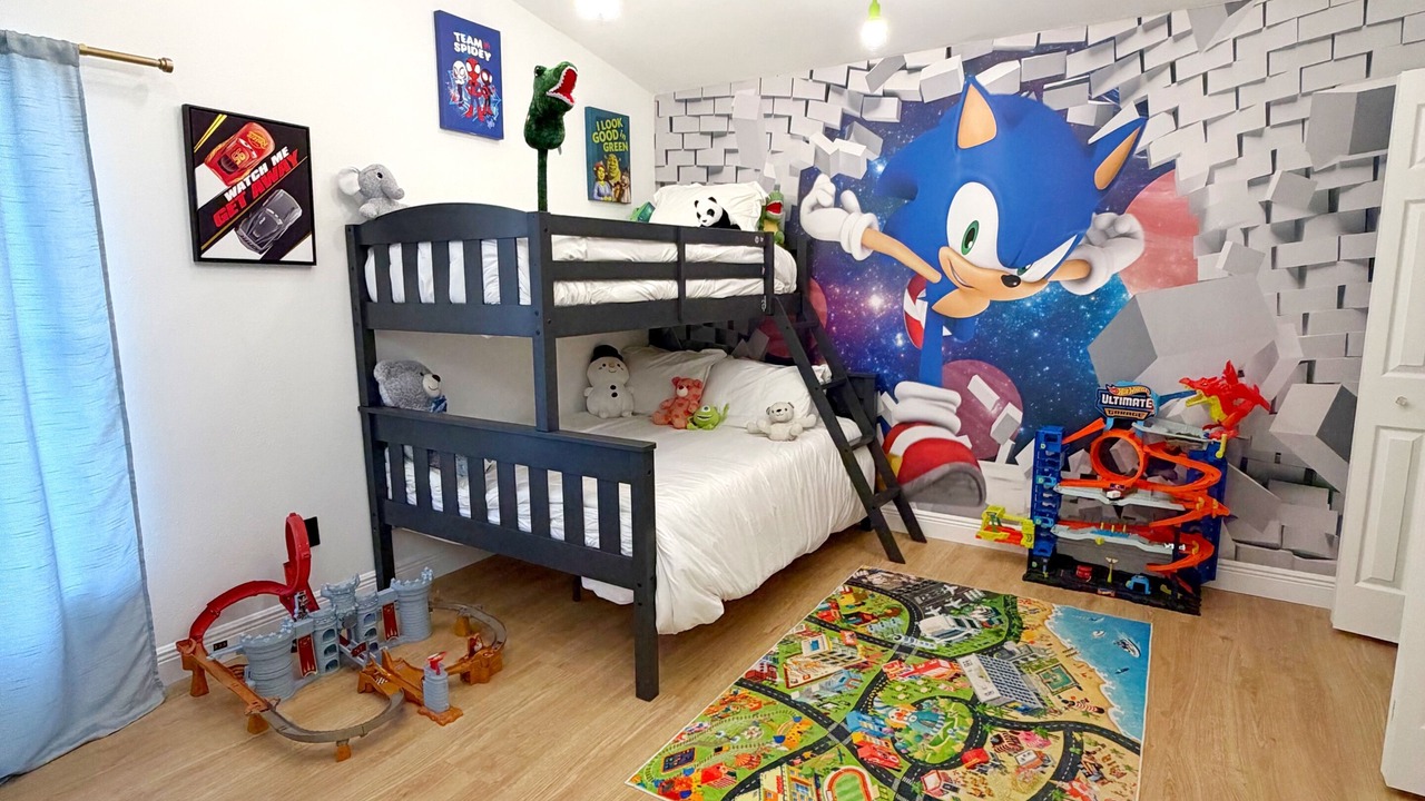 Photo of Bedroom in Ridgewood Lakes