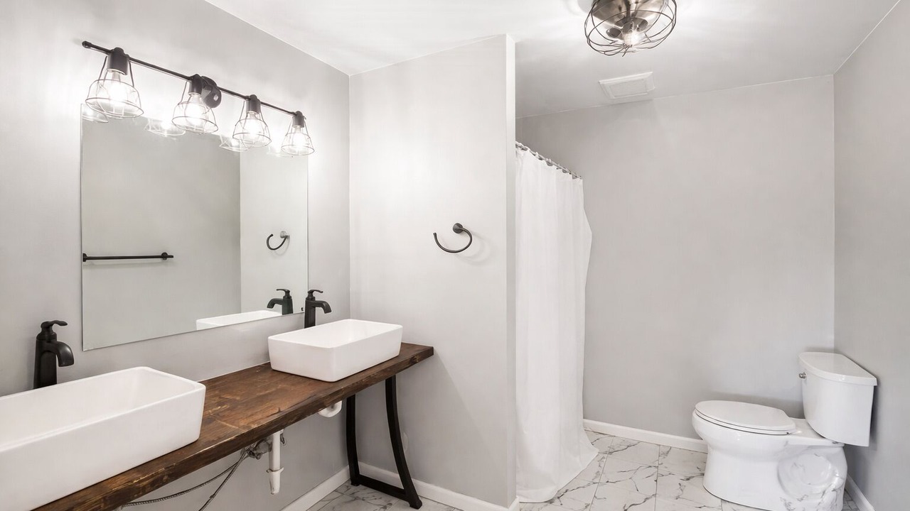 Photo of Bathroom in Fremont
