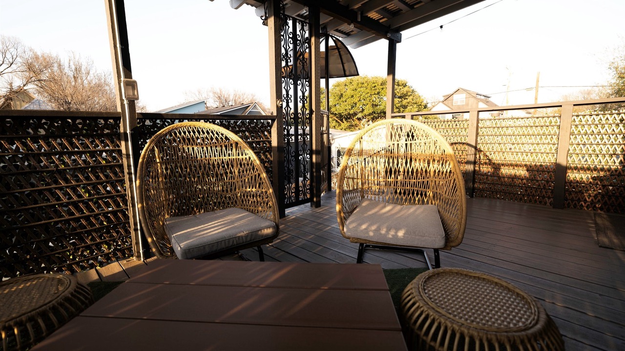 Photo of Patio Balcony in Chestnut
