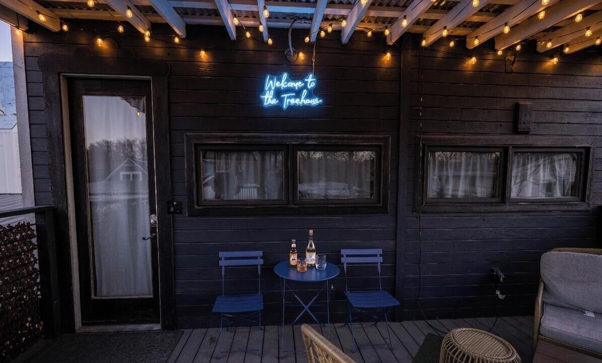 Photo of Outdoor in Chestnut