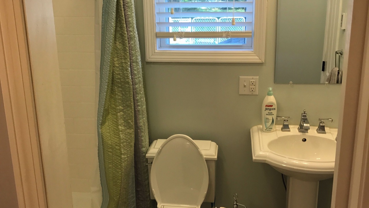 Photo of Bathroom in Norton