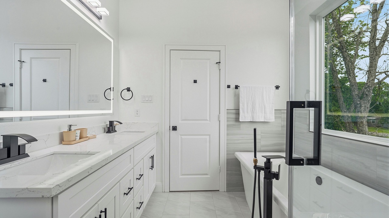 Photo of Bathroom in Southeast Houston