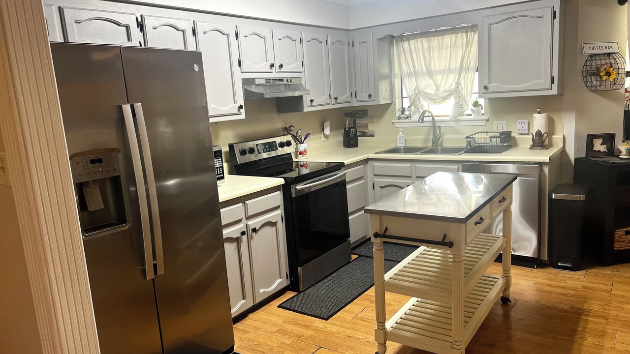 Photo of Kitchen in Gonzales