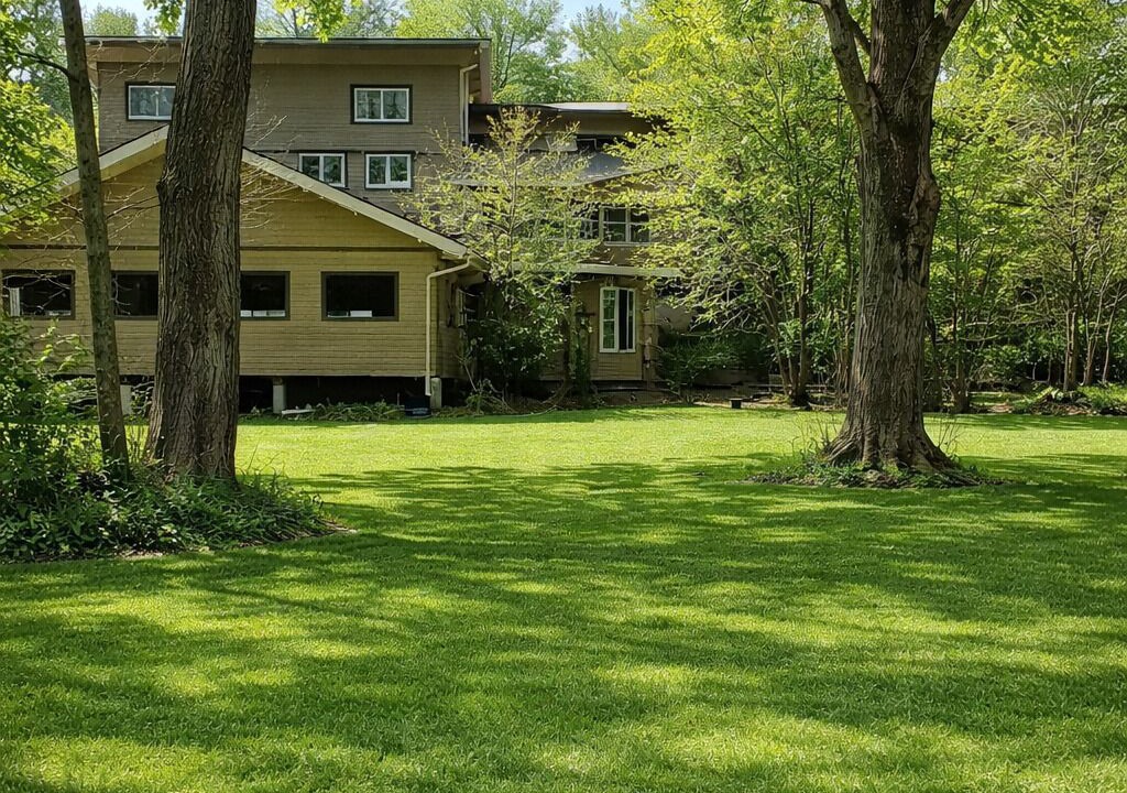 Photo of Outdoor in Tweed