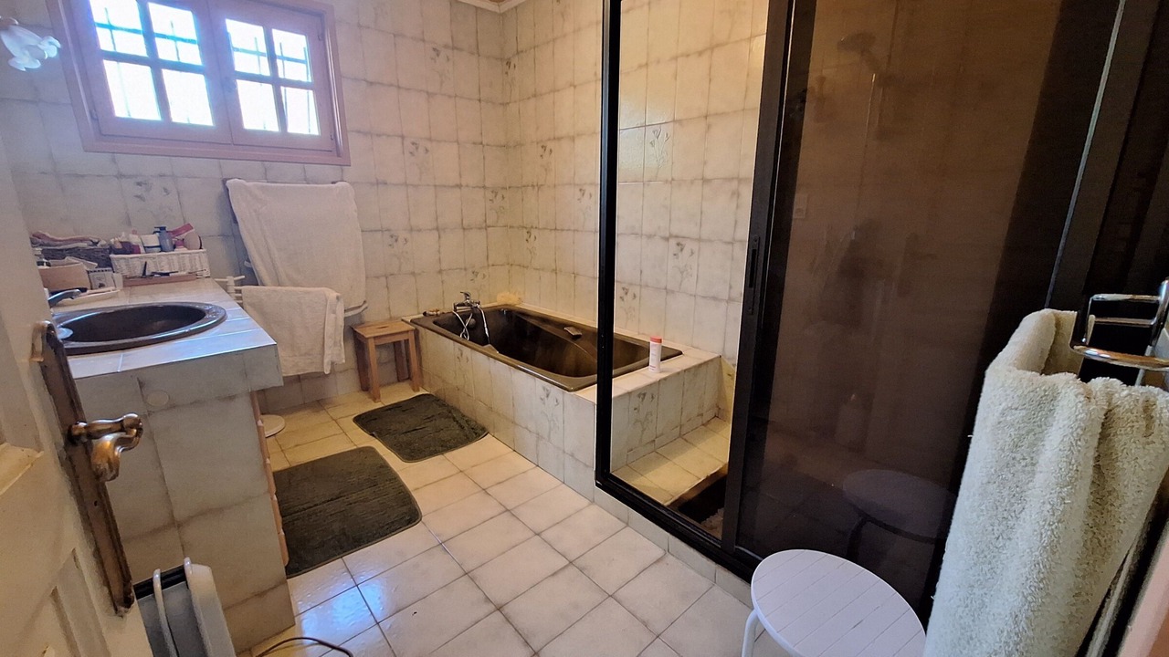 Photo of Bathroom in Saint-Babel