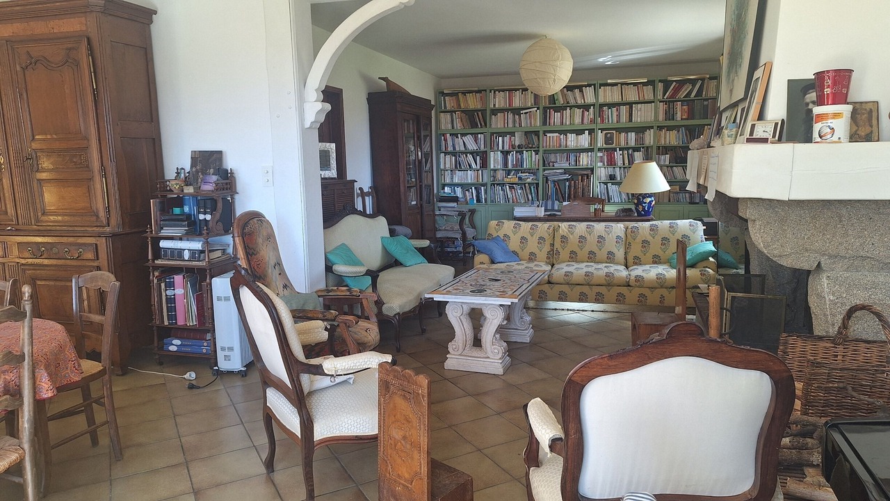 Photo of Livingroom in Saint-Babel