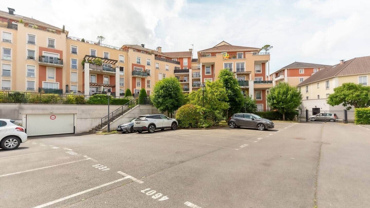 Photo of Outdoor in Saint-Ouen-l'Aumone