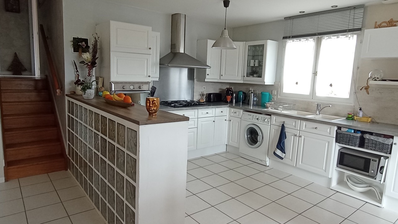 Photo of Kitchen in Reignier-Esery