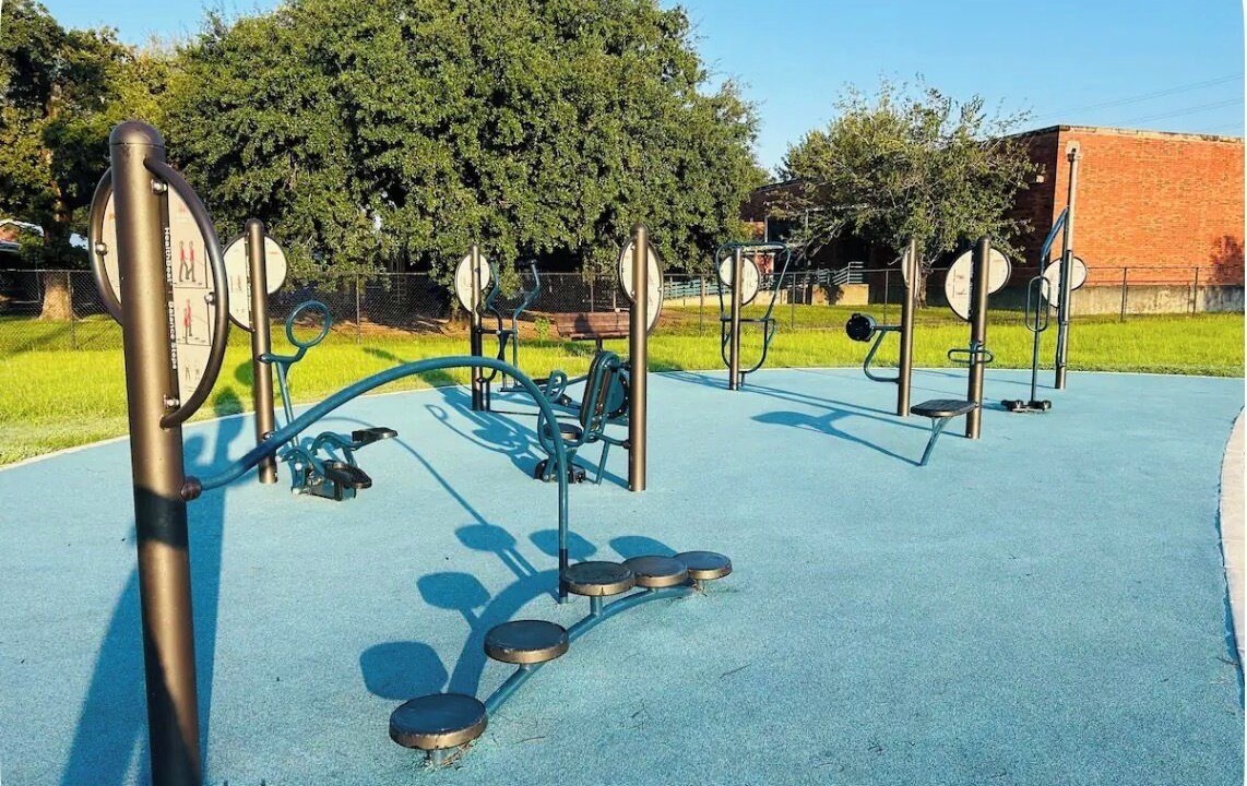 Photo of Others in Houston Heights
