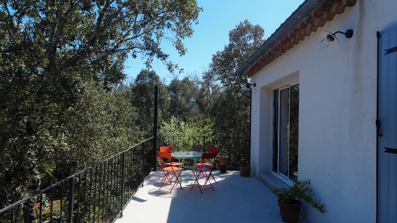 Photo of Outdoor in Saint-Martin-de-Londres