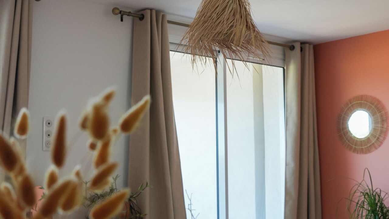 Photo of Bedroom in Saint-Martin-de-Londres
