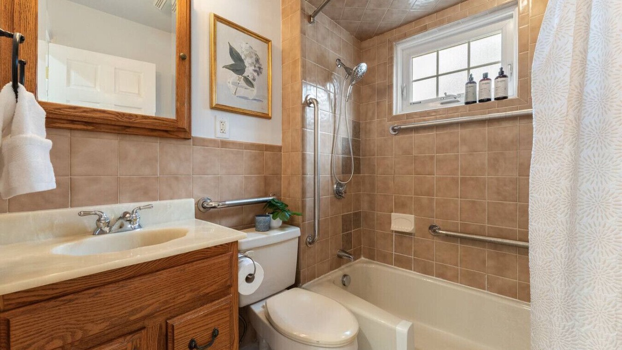 Photo of Bathroom in Medford