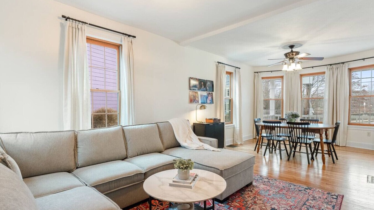 Photo of Livingroom in Medford