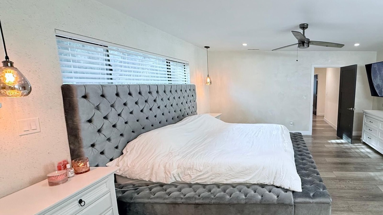 Photo of Bedroom in Canoga Park