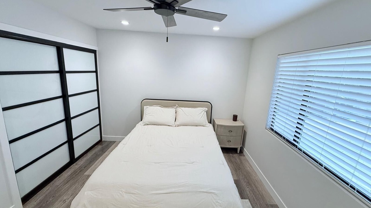 Photo of Bedroom in Canoga Park