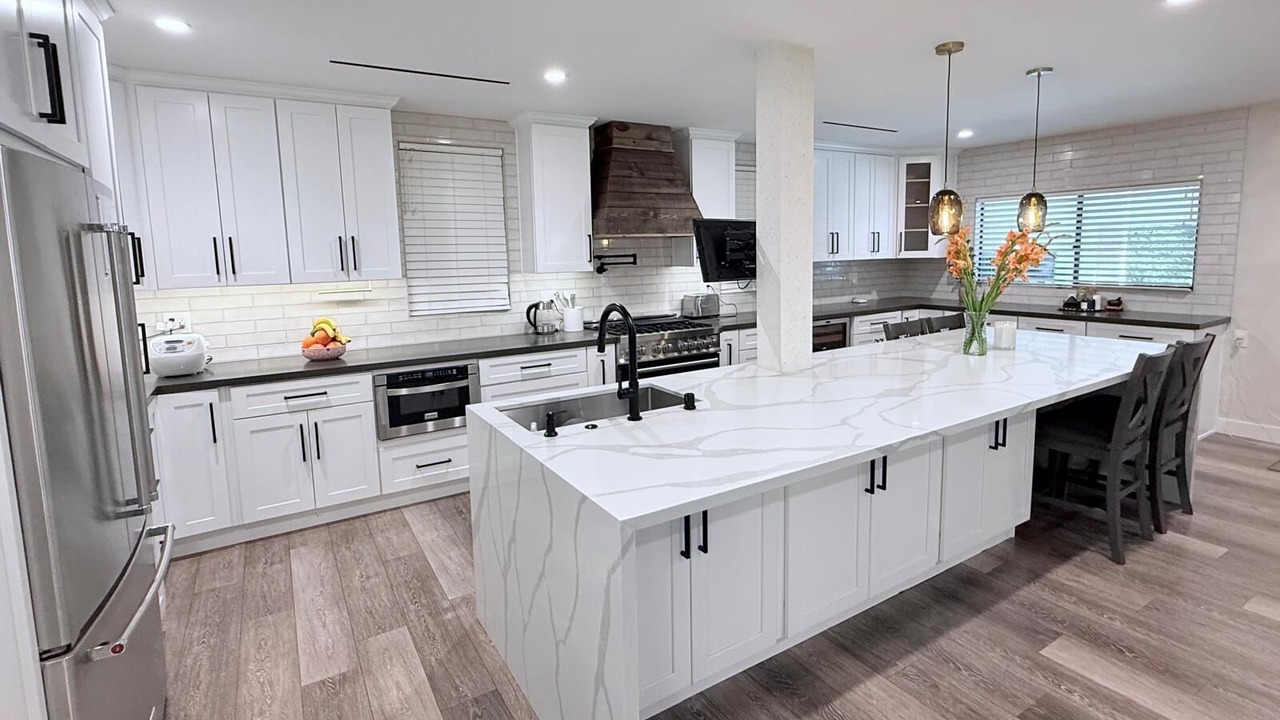 Photo of Kitchen in Canoga Park