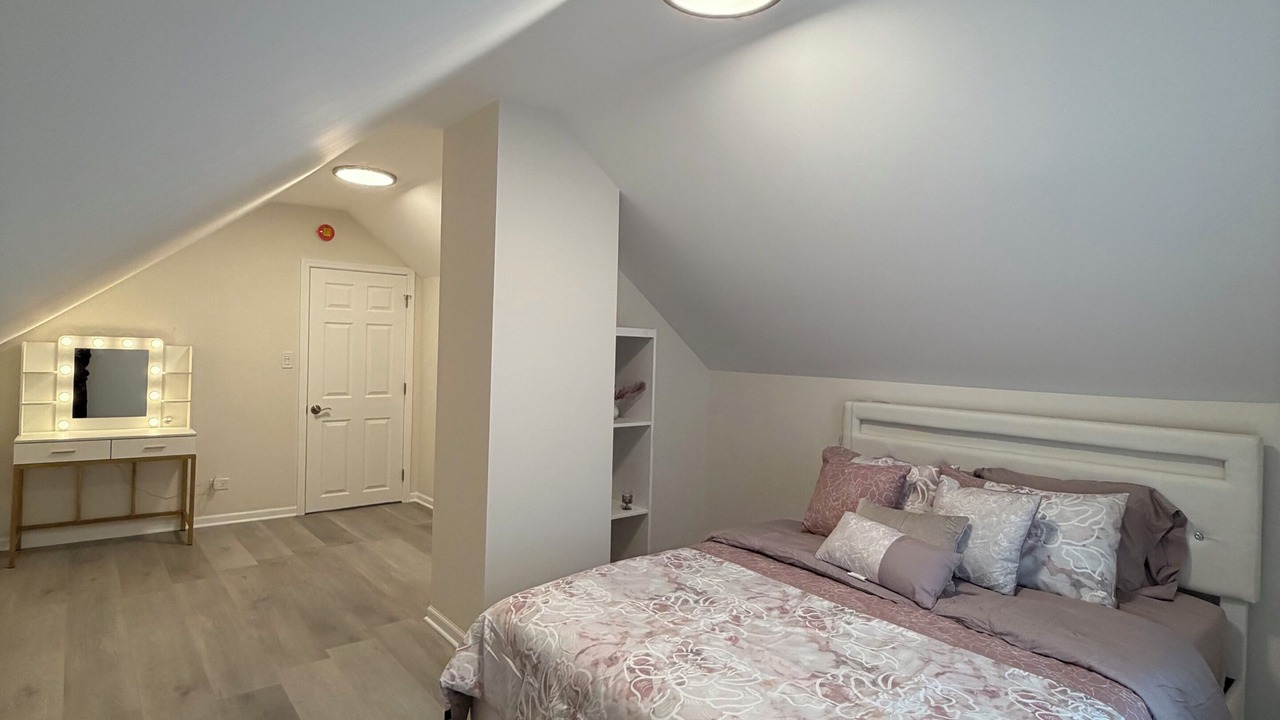 Photo of Bedroom in Elgin