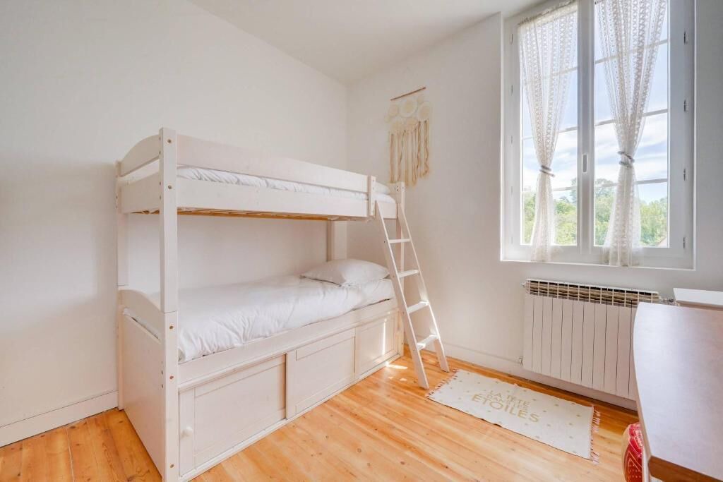 Photo of Bedroom in Saint-Emilion