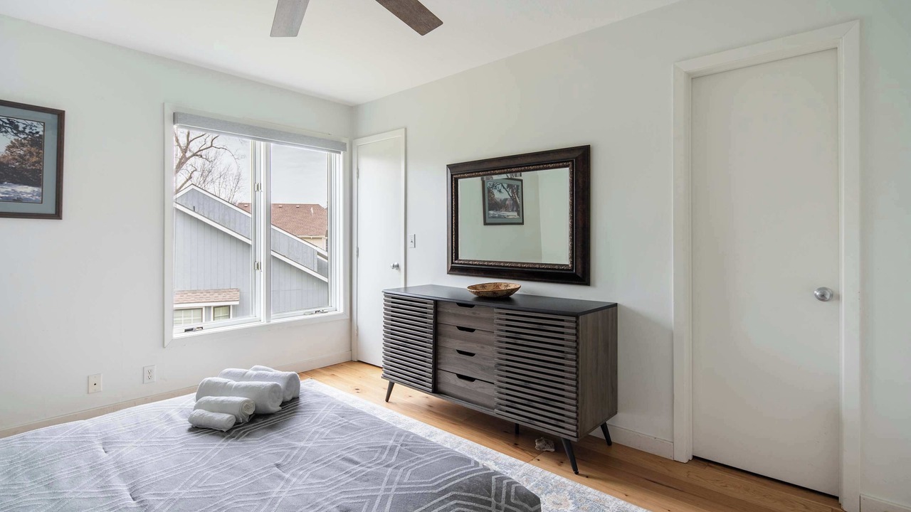 Photo of Bedroom in South Kansas City