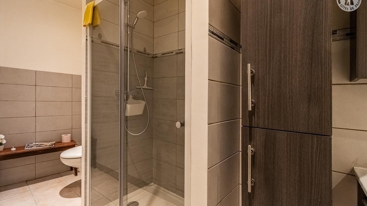 Photo of Bathroom in Albertville