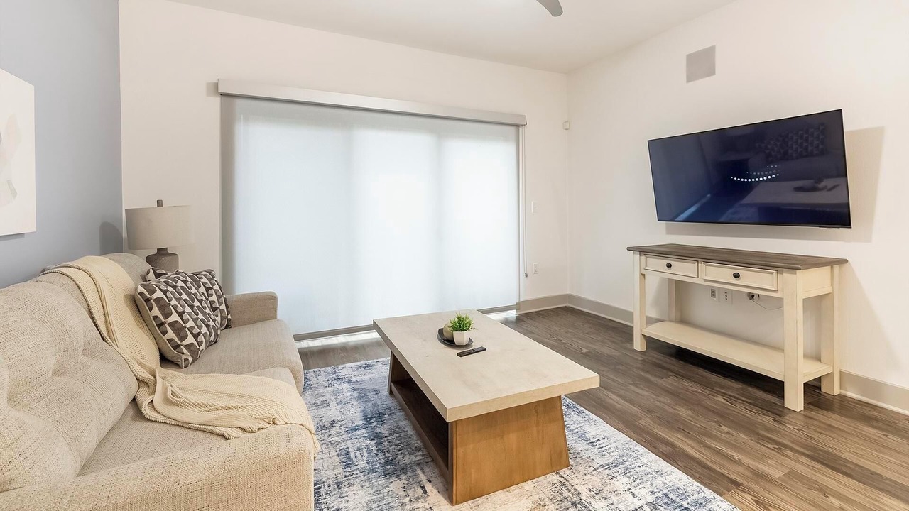 Photo of Livingroom in West Dallas
