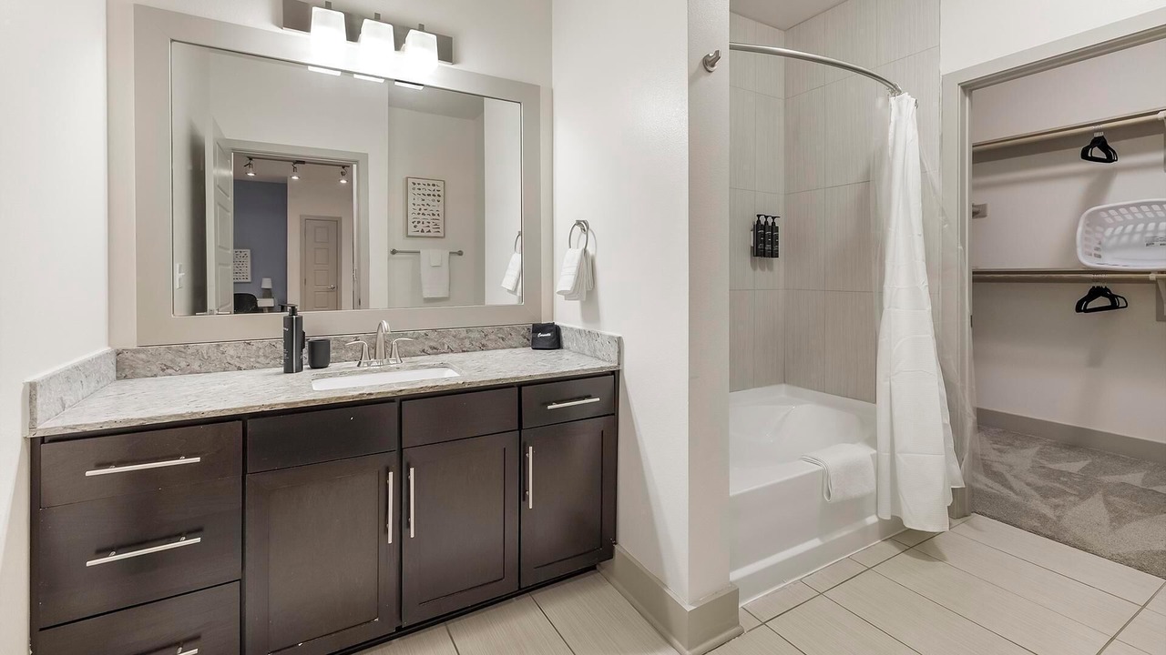 Photo of Bathroom in West Dallas