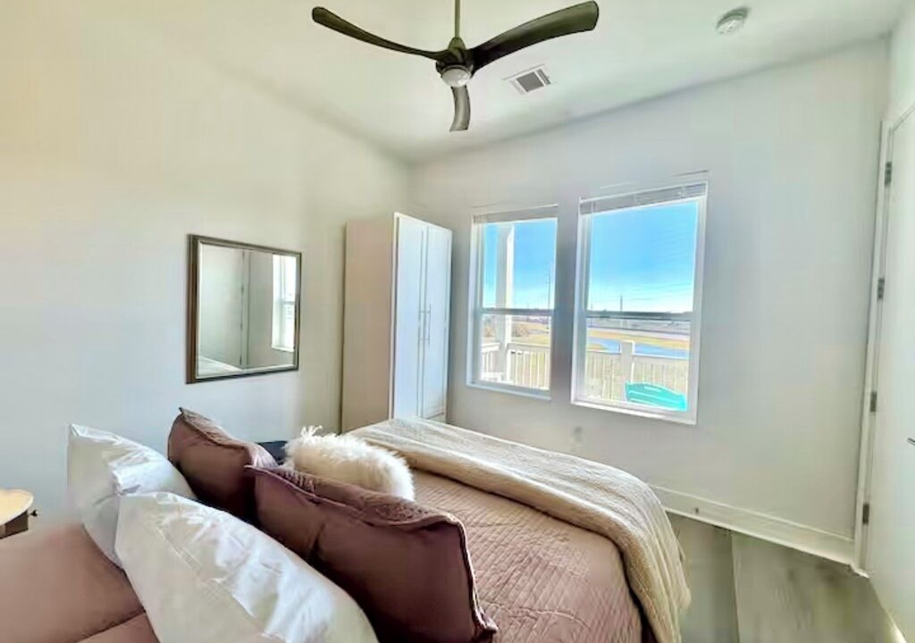 Photo of Bedroom in Pointe San Luis