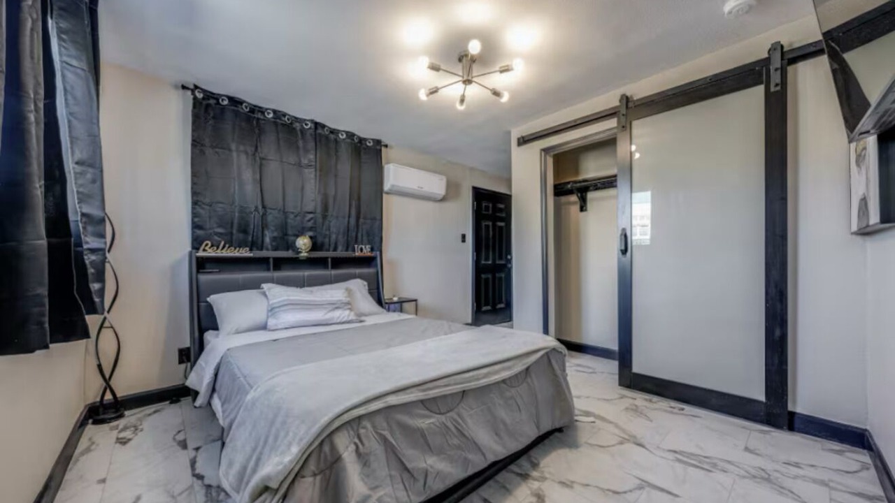 Photo of Bedroom in Near East Side