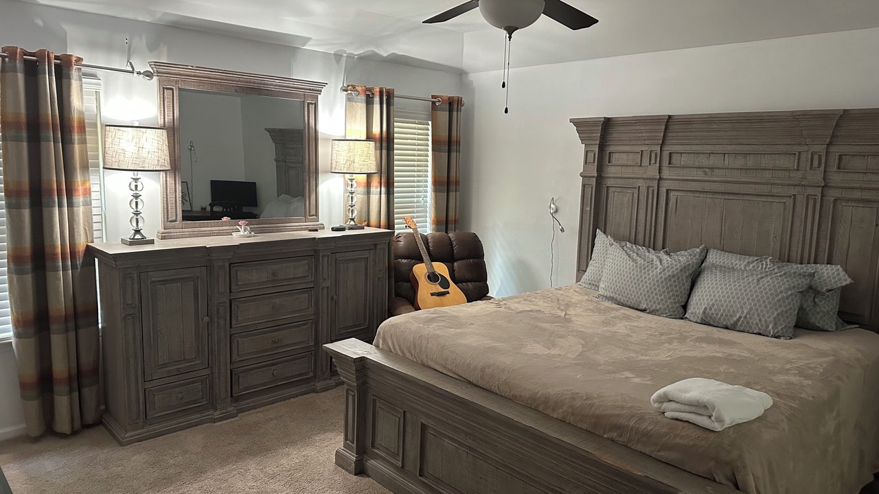 Photo of Bedroom in Lithia Springs