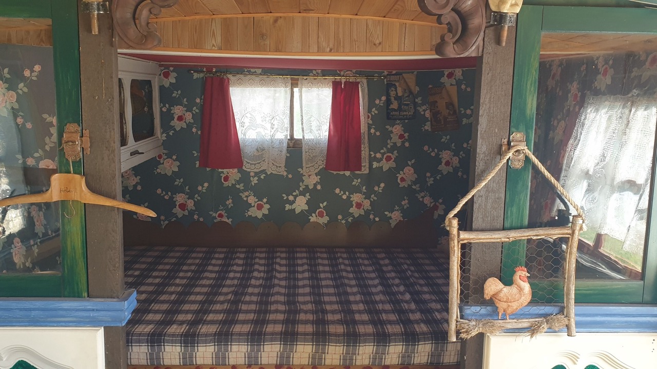 Photo of Bedroom in Saint-Georges-de-Levejac