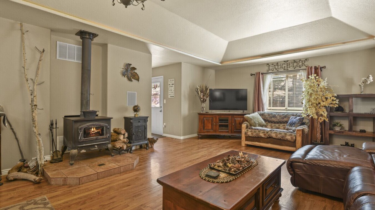 Photo of Livingroom in Woodland Park