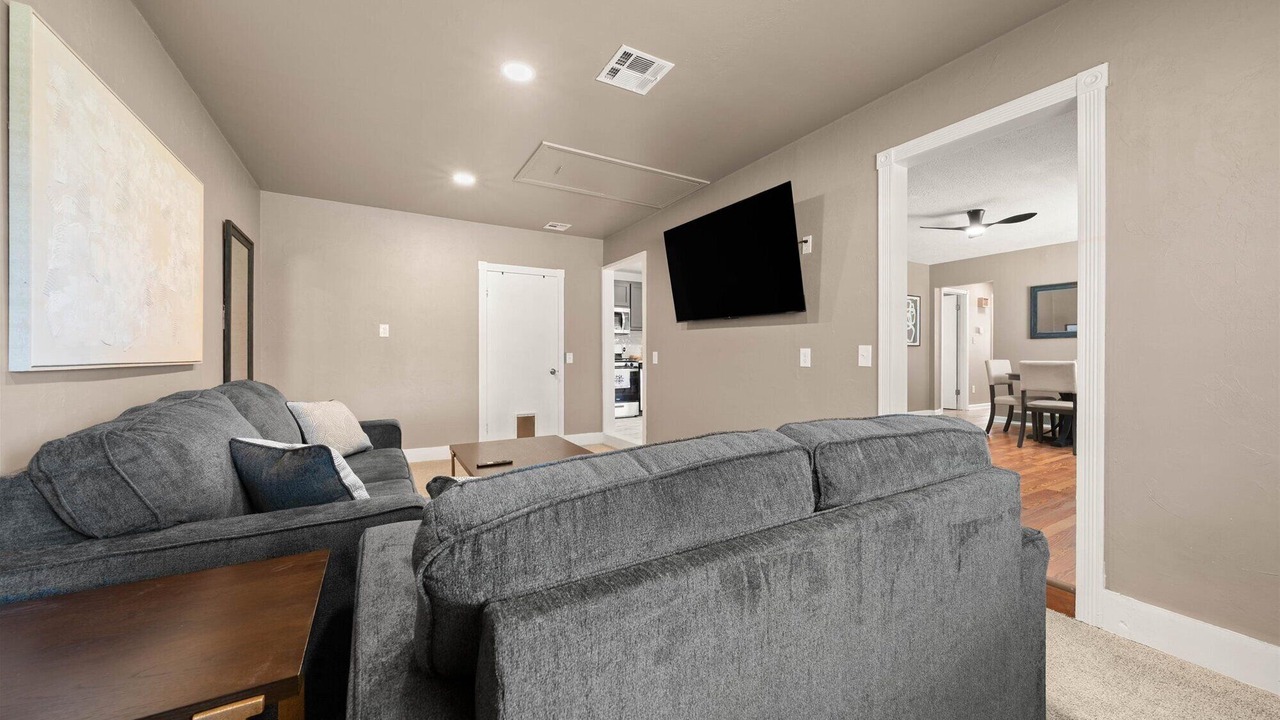 Photo of Livingroom in Midwest City