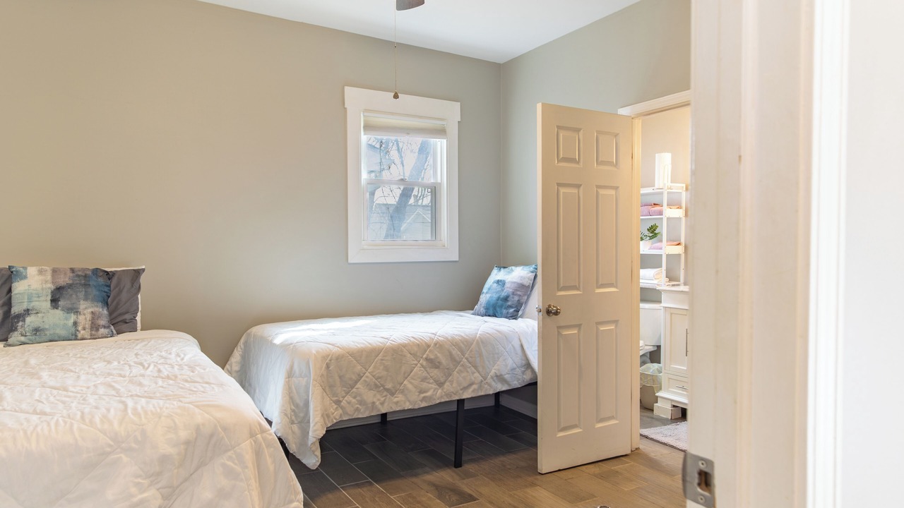 Photo of Bedroom in Babe Denny