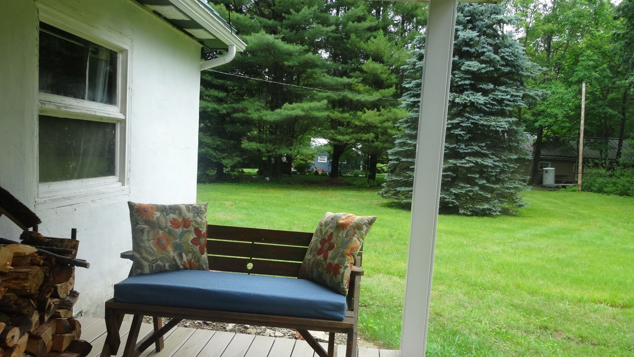 Photo of Patio Balcony in Tylersburg