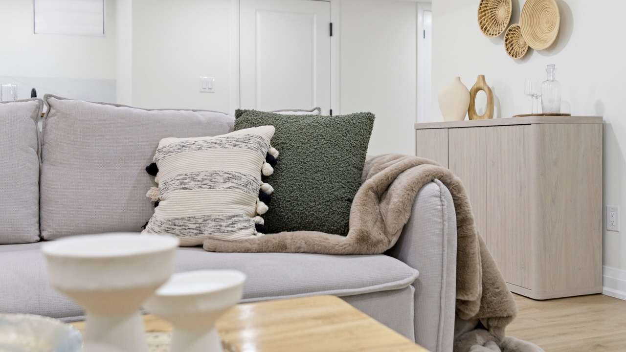 Photo of Livingroom in York Regional Municipality