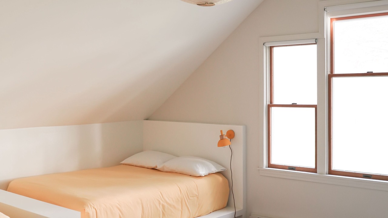 Photo of Bedroom in Roscoe